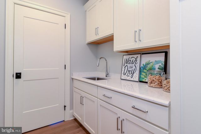 $2,772,180 | 912 Prescott Road, Berwyn, PA 19312