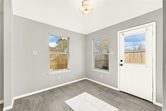 $2,350 | 5318 Champions Way Lane, Houston, TX 77066