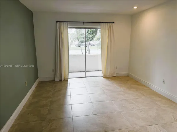 $3,100 | 7483 Southwest 82nd Street, Unit A102, Miami, FL 33143