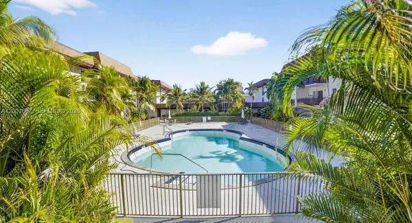 $3,100 | 7483 Southwest 82nd Street, Unit A102, Miami, FL 33143