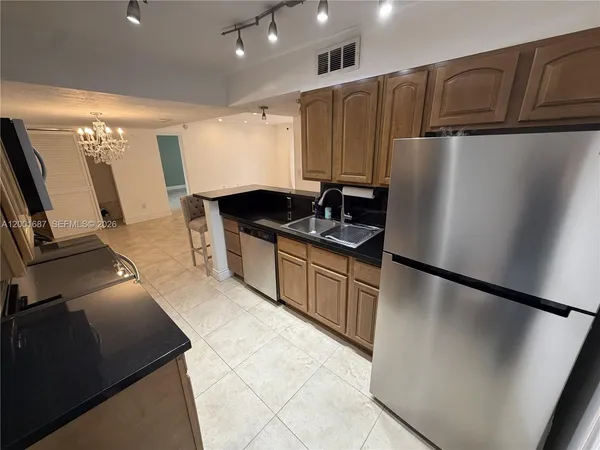 $3,100 | 7483 Southwest 82nd Street, Unit A102, Miami, FL 33143
