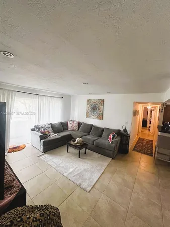 $3,100 | 7483 Southwest 82nd Street, Unit A102, Miami, FL 33143