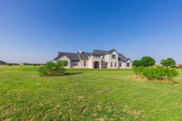 a view of lake with houses