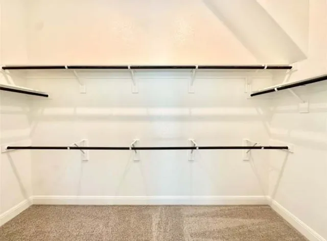 a close view of bath tub