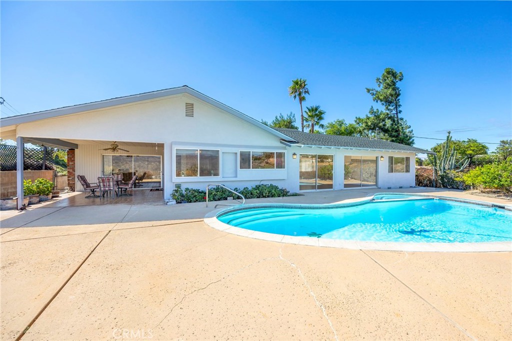 26320 Rim Road Hemet, CA 92544 - Photo 37 of 50