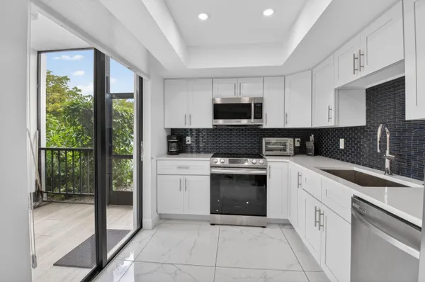 $549,000 | 6815 Willow Wood Drive, Unit 4012, Boca Raton, FL 33434