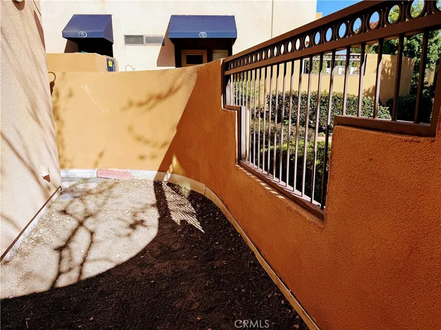 $2,900 | 25671 Le Parc, Unit 85, Lake Forest, CA 92630