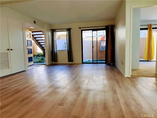 $2,900 | 25671 Le Parc, Unit 85, Lake Forest, CA 92630