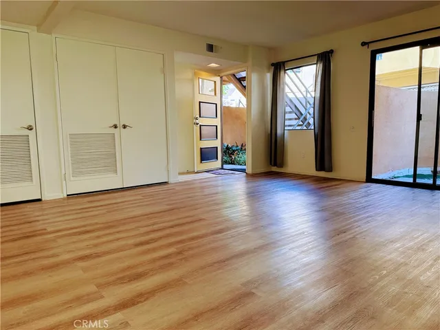 $2,900 | 25671 Le Parc, Unit 85, Lake Forest, CA 92630