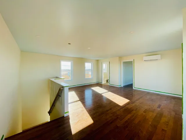 $3,595 | 6 Cross Beach Road, Seabrook, NH 03874