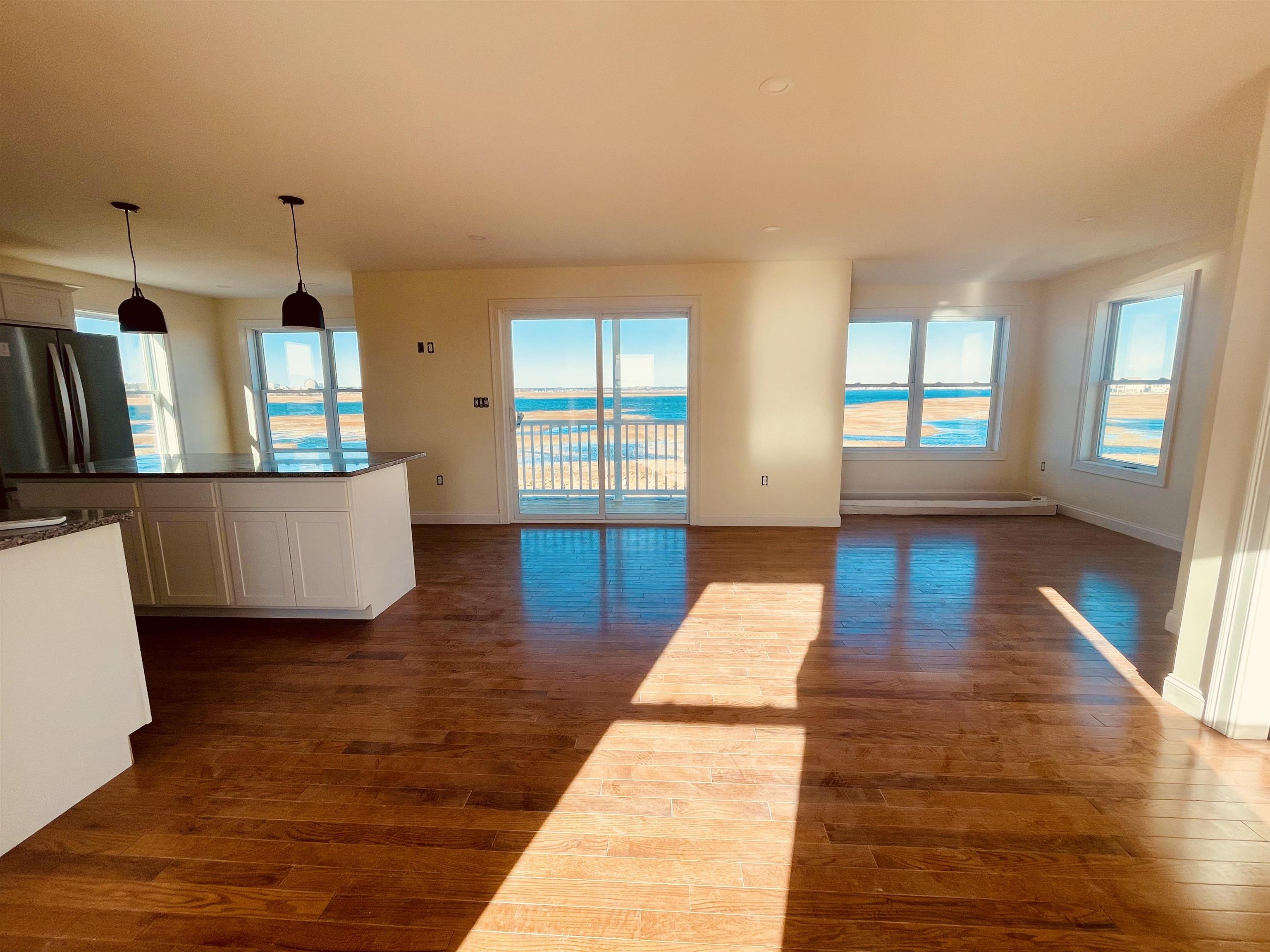 6 Cross Beach Road Seabrook, NH 03874 - Photo 3 of 16