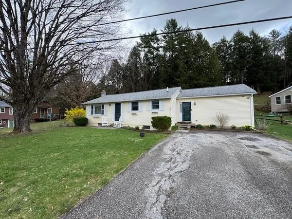 $339,900 | 78 Carbonti Circle, Arlington, VT 05250