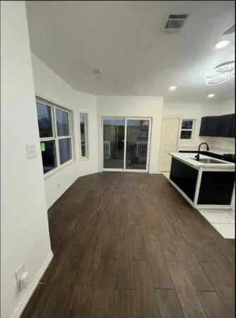 $1,950 | 5519 Osprey Drive, Unit A, Houston, TX 77048