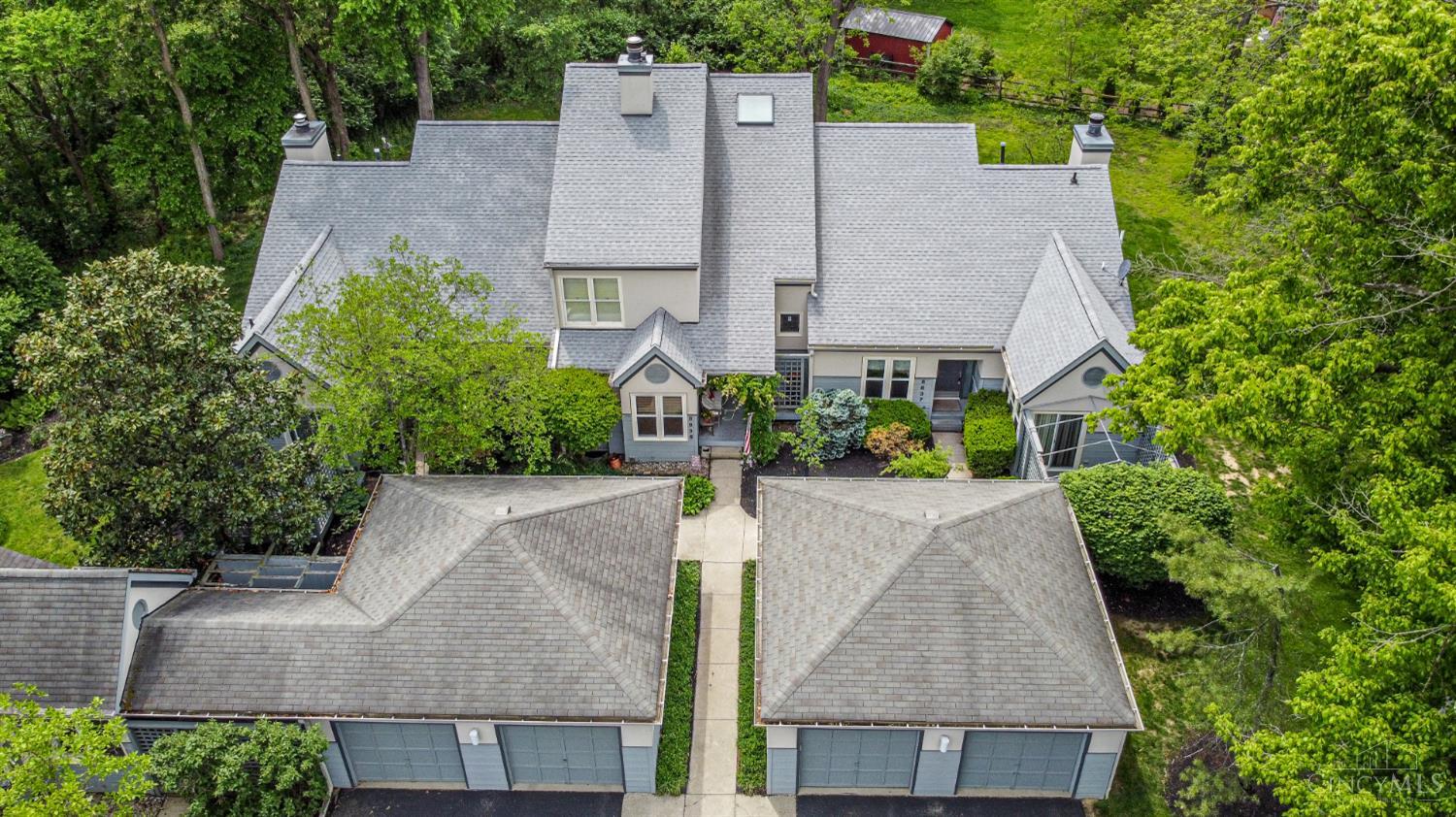 8837 Montgomery Road Cincinnati, OH 45236 - Photo 2 of 31