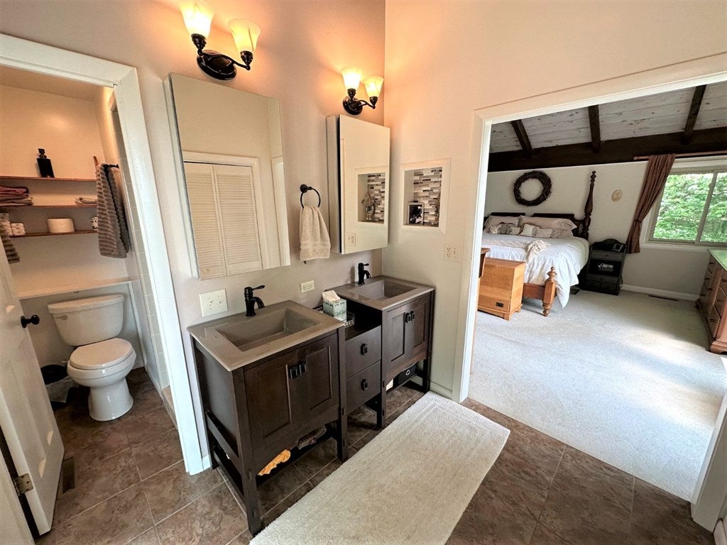 972 Rhododendron Road Hillsville, VA 24343 - Photo 33 of 75 Gallery Image 33
