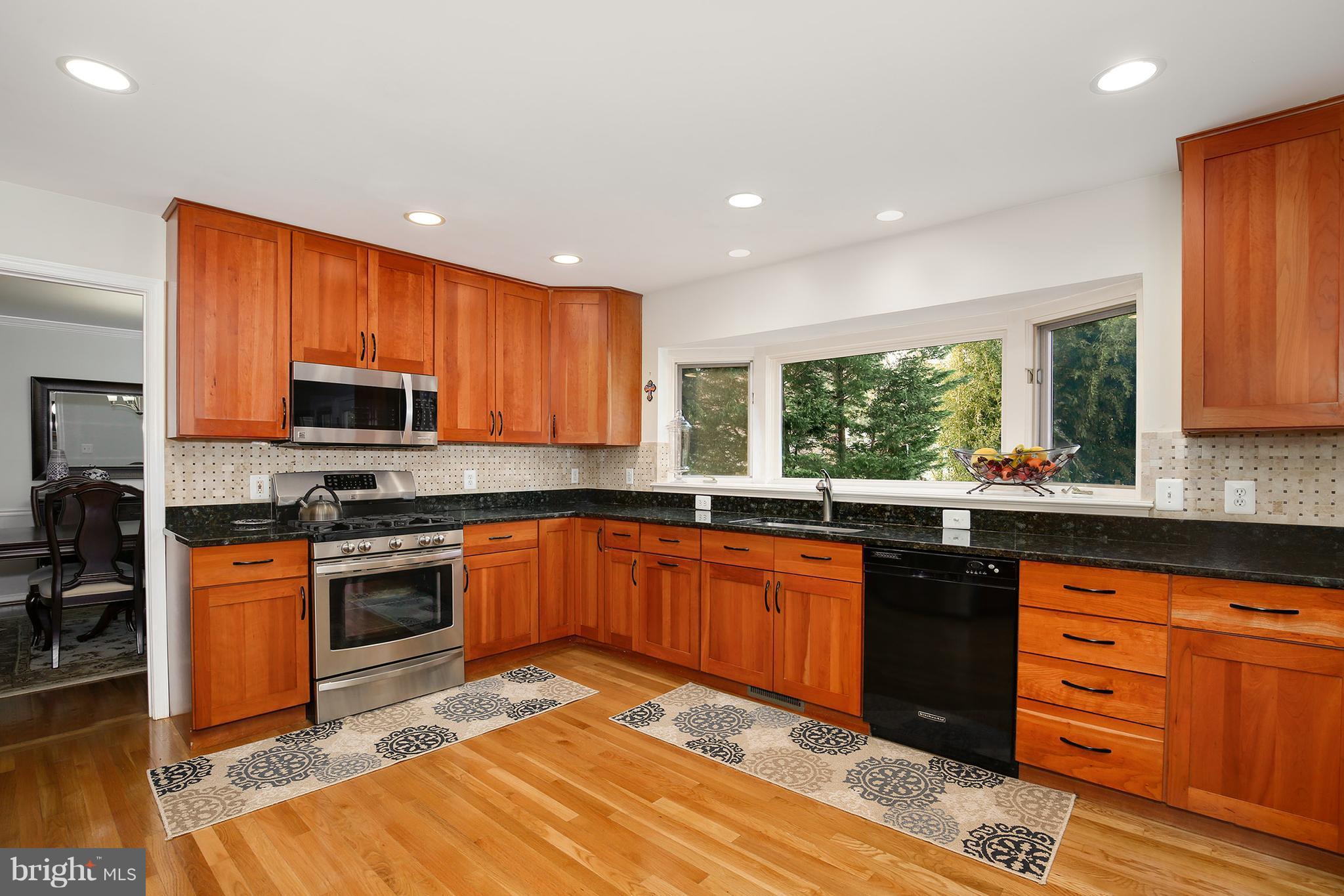 217 Farmgate Lane Silver Spring, MD 20905 - Photo 10 of 30 Kitchen