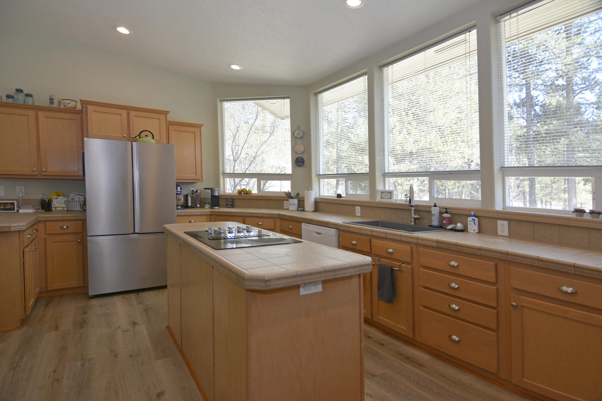 16020 Dawn Road La Pine, OR 97739 - Photo 15 of 46 16020_Dawn_Rd_LaPine_Or_97739 (30)