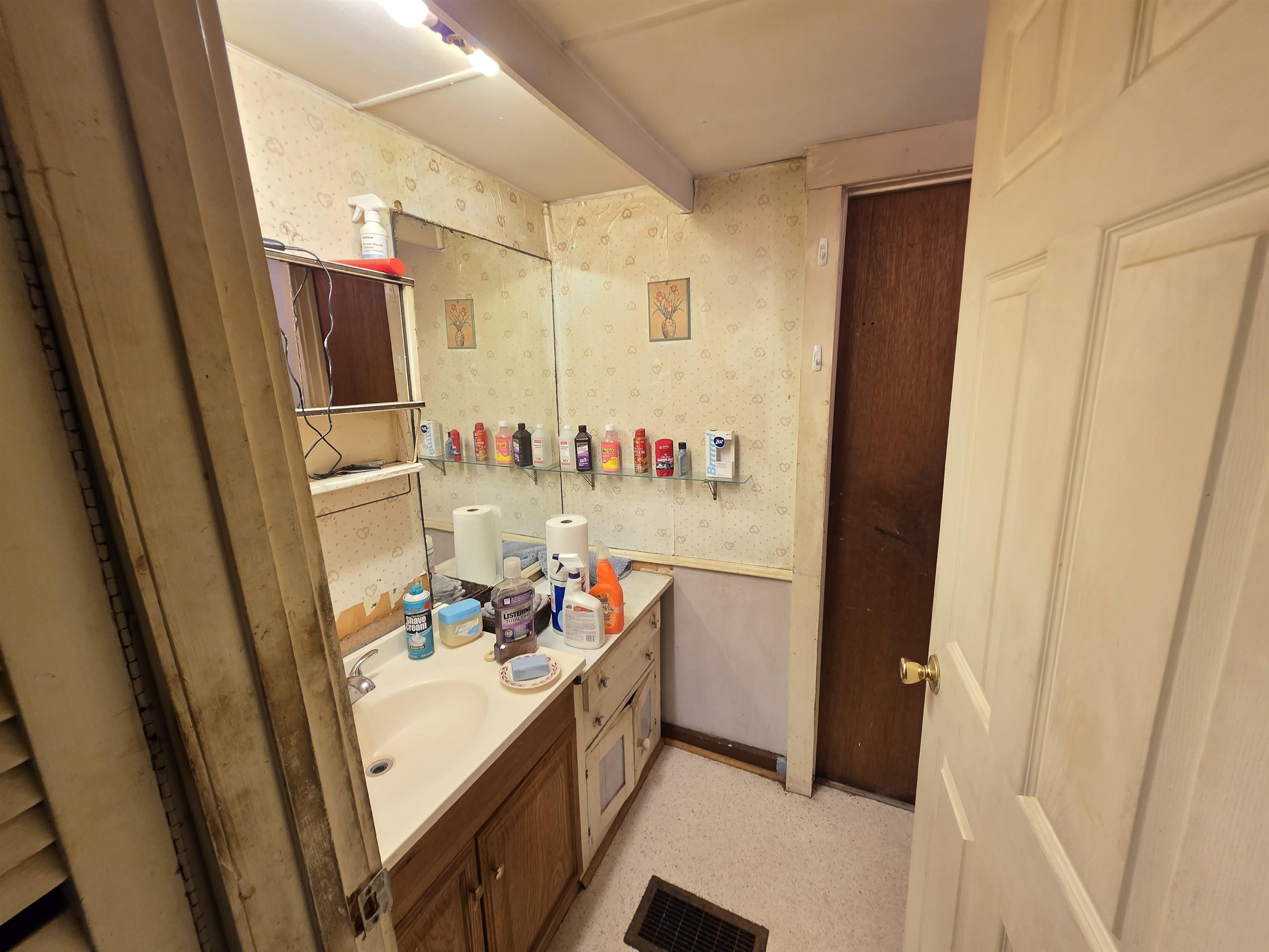 2986 Highway 122 Sheffield, VT 05866 - Photo 5 of 15