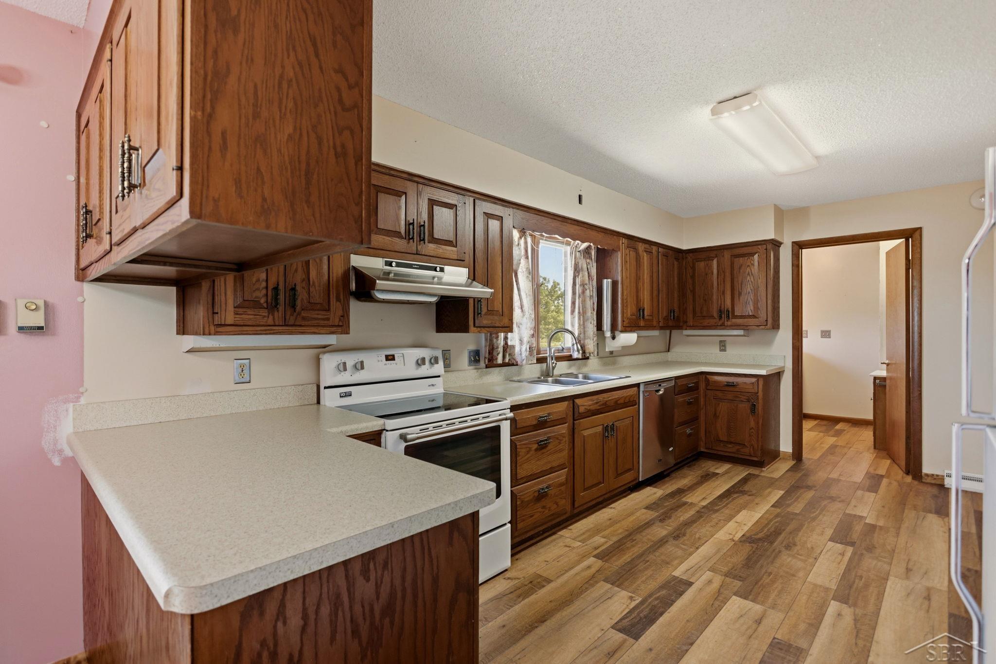 8530 South Orr Road Freeland, MI 48623 - Photo 13 of 61