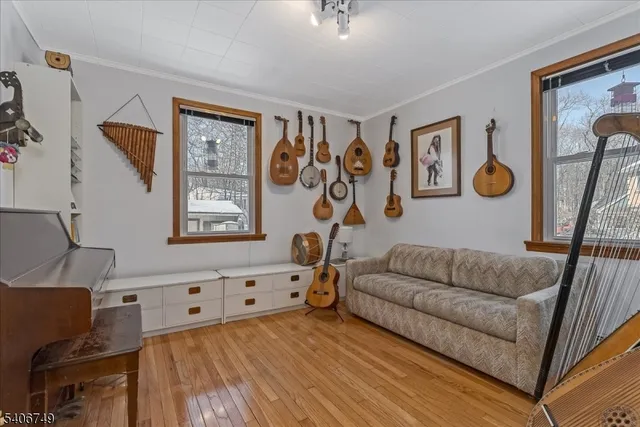 $549,000 | 35 Brendona Avenue, Hopatcong, NJ 07874