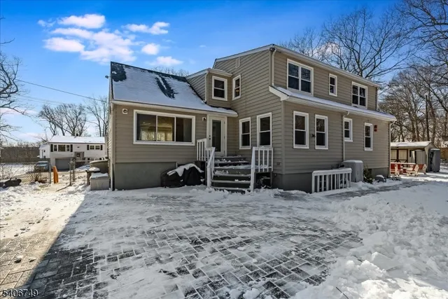 $549,000 | 35 Brendona Avenue, Hopatcong, NJ 07874