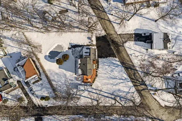 $549,000 | 35 Brendona Avenue, Hopatcong, NJ 07874