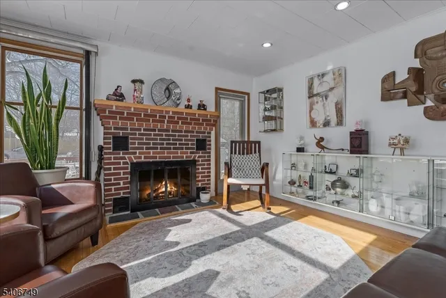 $549,000 | 35 Brendona Avenue, Hopatcong, NJ 07874