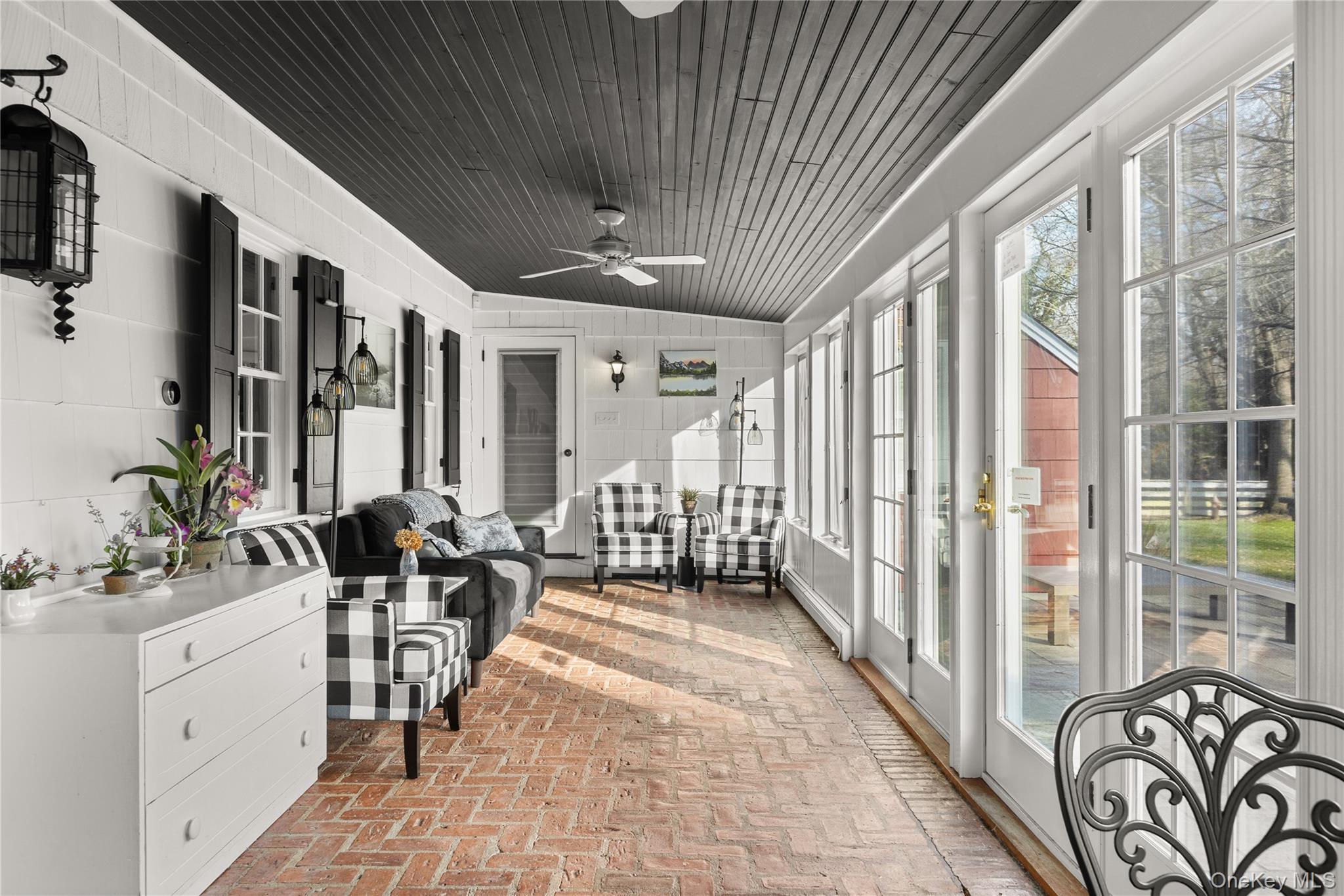 3500 Pine Neck Road Southold, NY 11971 - Photo 12 of 28