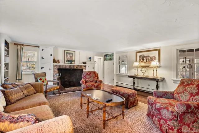 $1,999,000 | 3500 Pine Neck Road, Southold, NY 11971