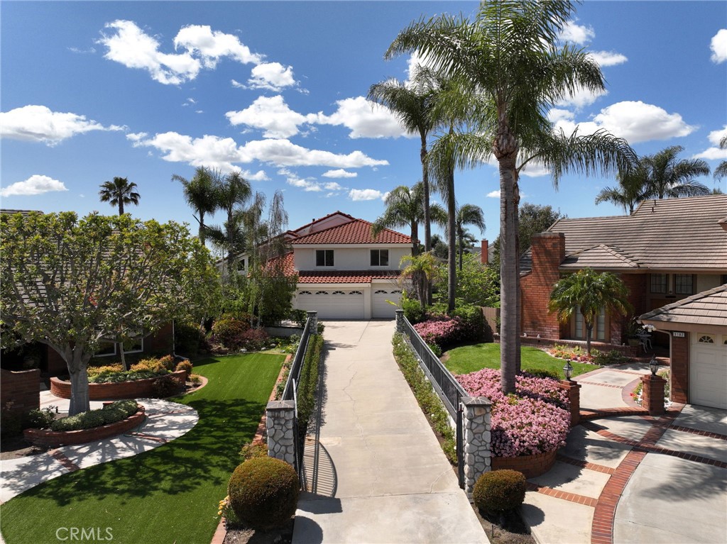 3104 East Ridgeway Road Orange, CA 92867 - Photo 1 of 1 a view of a garden with patio