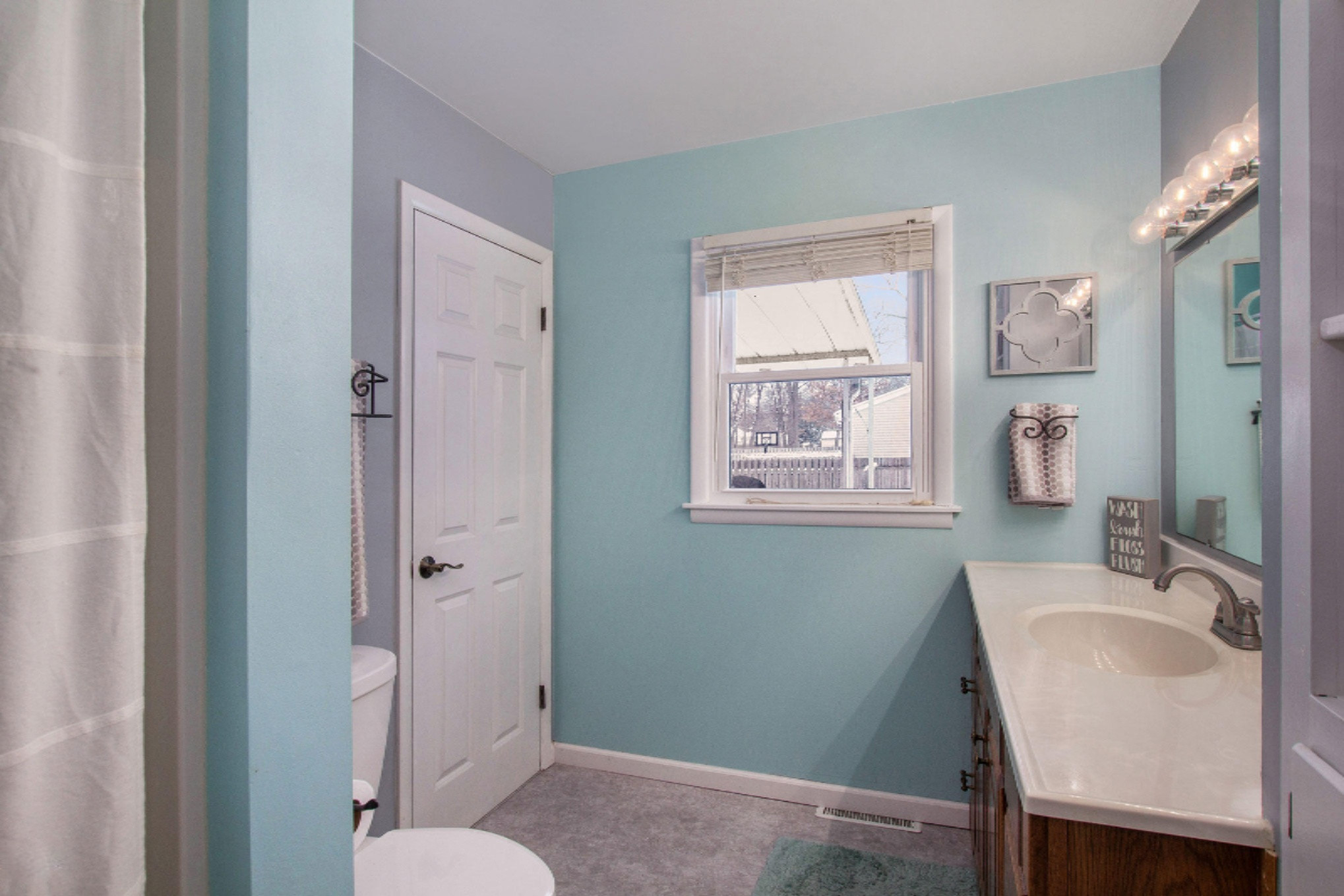 221 Brooks Road South Muskegon, MI 49442 - Photo 16 of 23 IMG_4766-