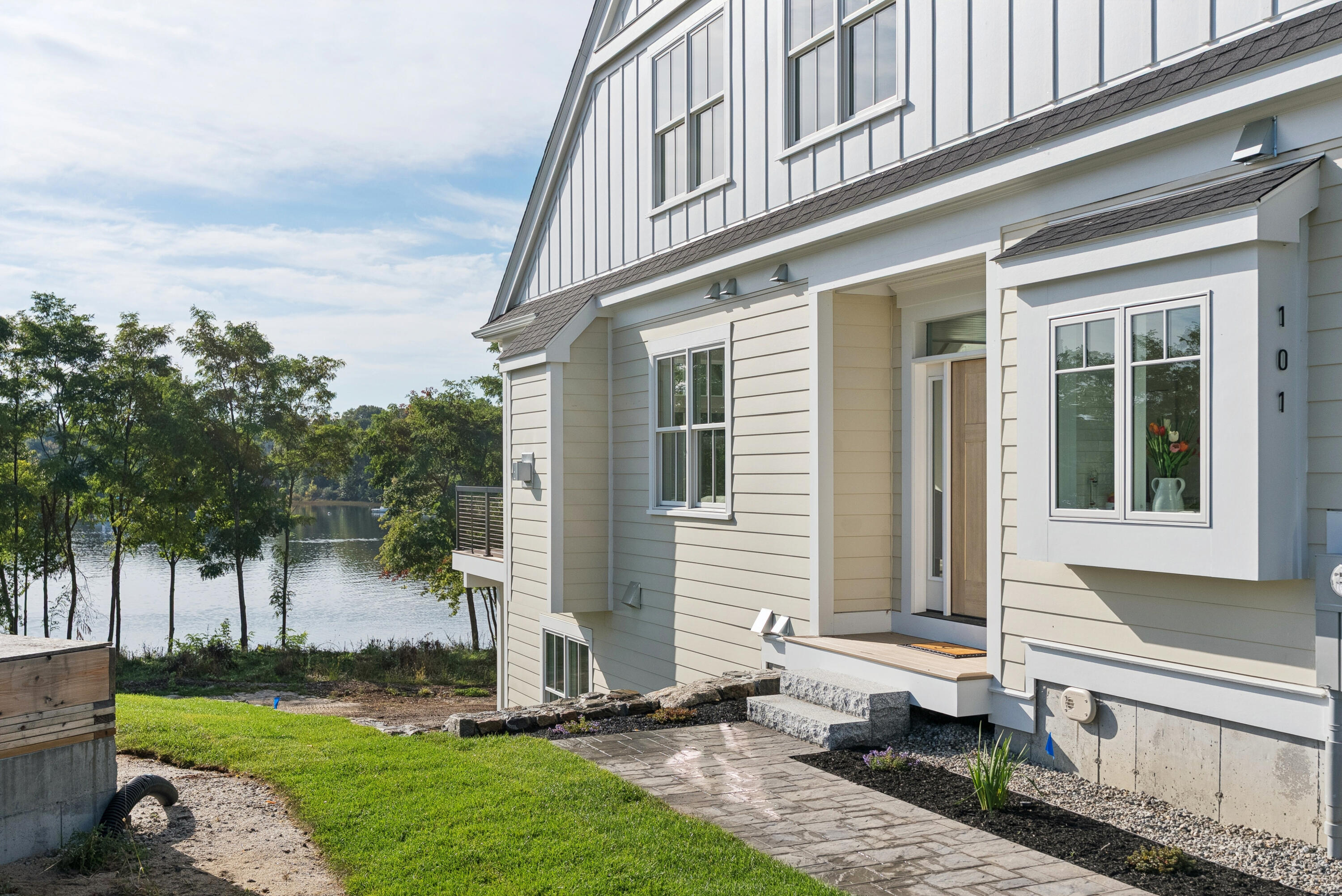 7 Isle Avenue, Unit 101 Saco, ME 04072 - Photo 2 of 47