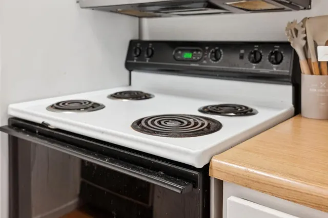 a close view of stove top oven