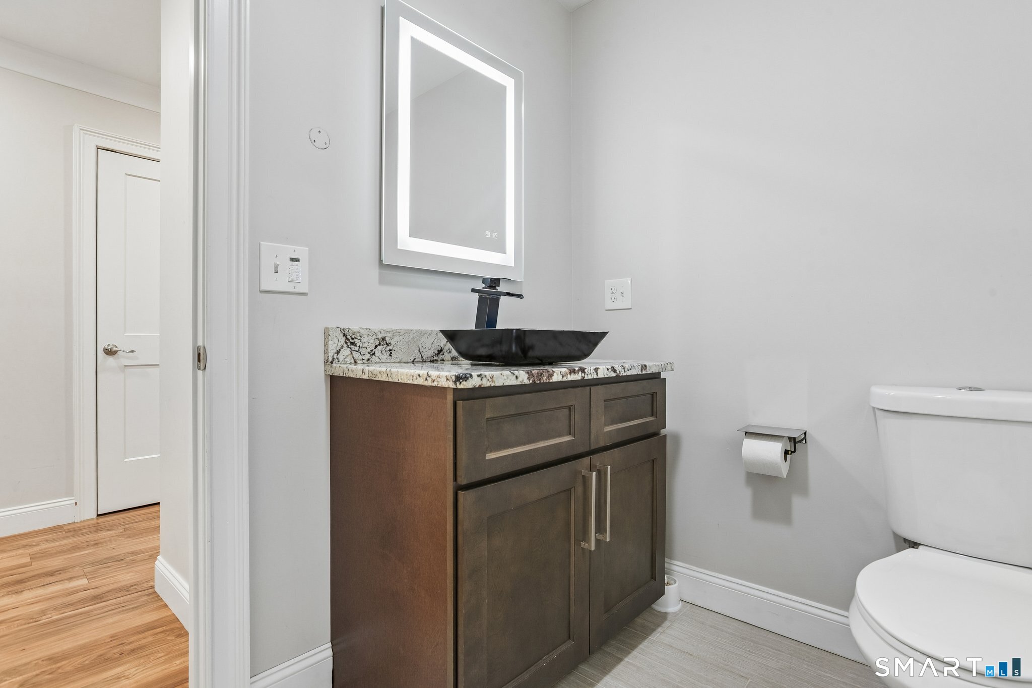 25 Spring Rock Road East Lyme, CT 06333 - Photo 11 of 38