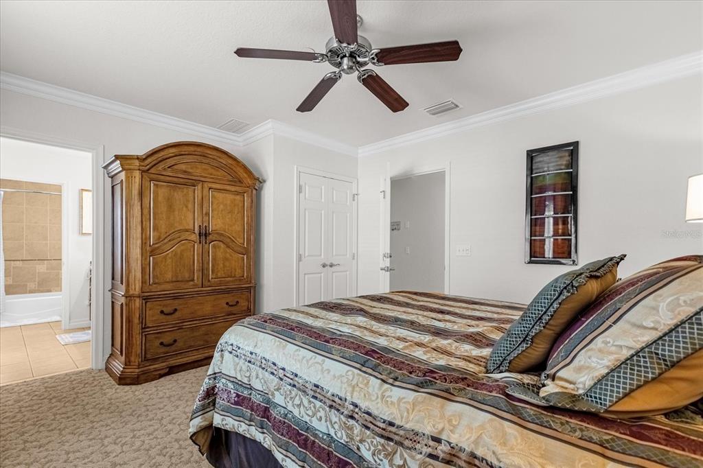 1106 Sunset View Circle, Unit 204 Reunion, FL 34747 - Photo 9 of 36 Gallery Image 9