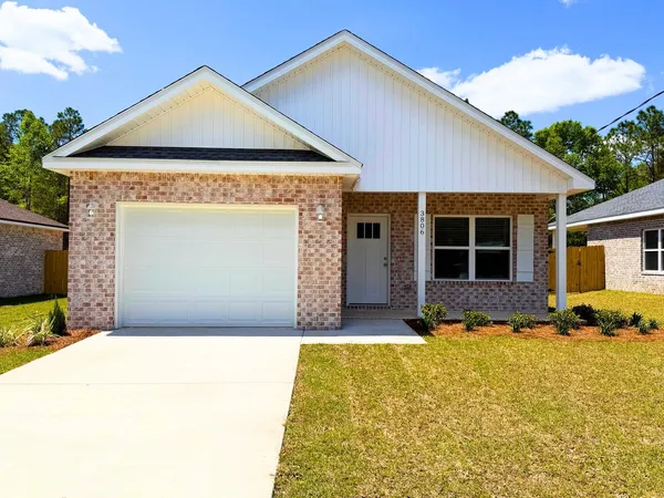 $269,000 | 3806 Golden Acres Circle, Crestview, FL 32539