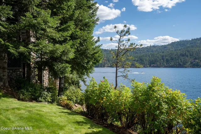 $5,495,000 | 4557 West Mica Shore Road, Coeur D'Alene, ID 83814
