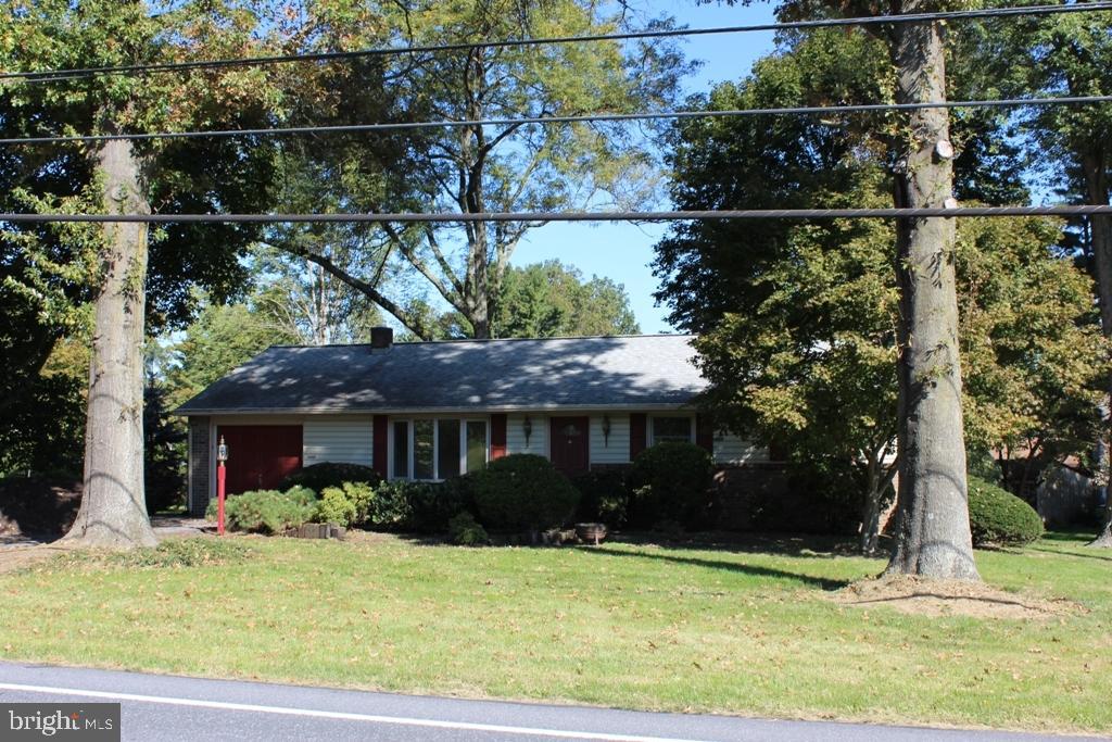 641 Valley Road Lancaster, PA 17601 - Photo 1 of 12