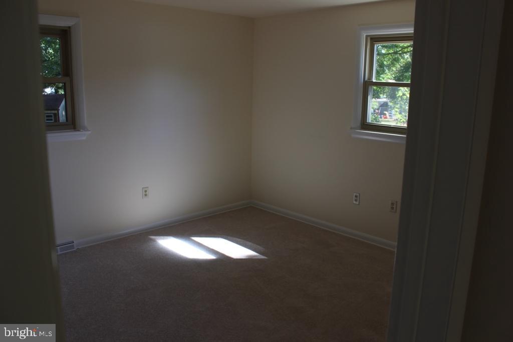 641 Valley Road Lancaster, PA 17601 - Photo 7 of 12
