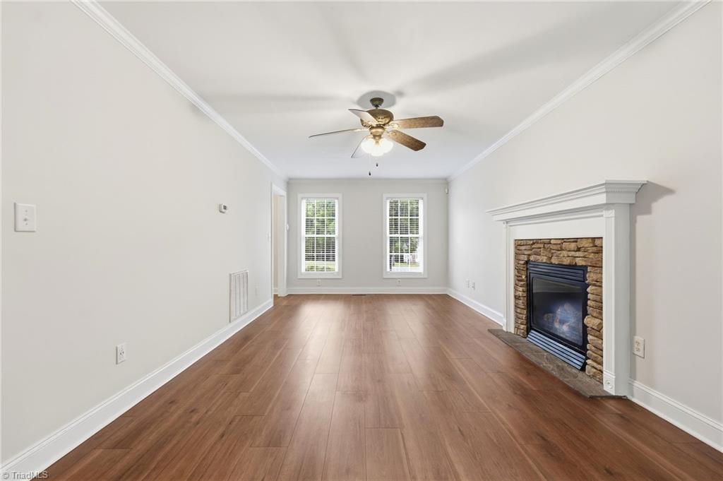 265 Link Road Reidsville, NC 27320 - Photo 7 of 41 Living Room