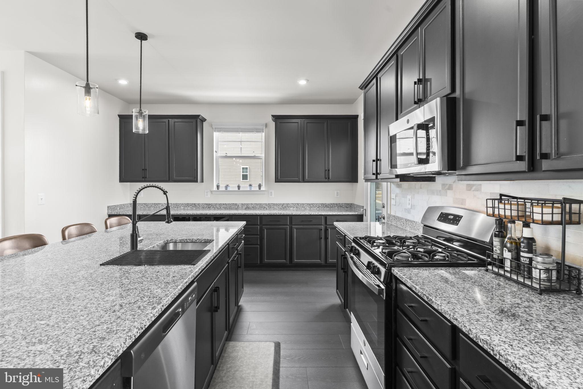 3992 Shire Meadow Lane Triangle, VA 22172 - Photo 19 of 46