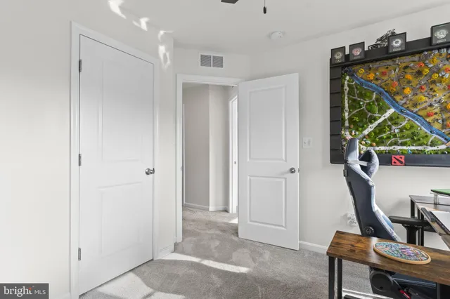 $550,000 | 3992 Shire Meadow Lane, Triangle, VA 22172