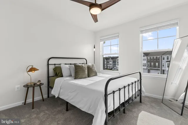 $550,000 | 3992 Shire Meadow Lane, Triangle, VA 22172