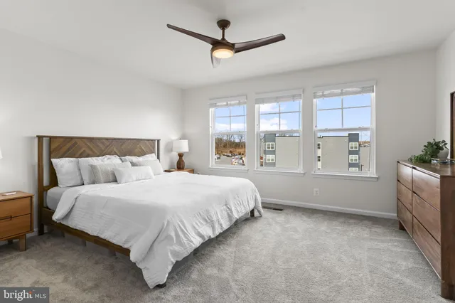 $550,000 | 3992 Shire Meadow Lane, Triangle, VA 22172