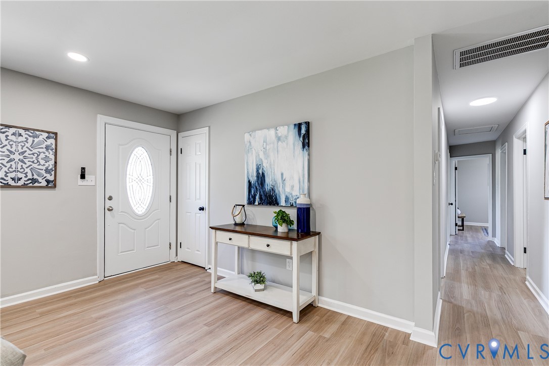 6319 Windcroft Road Richmond, VA 23225 - Photo 2 of 27