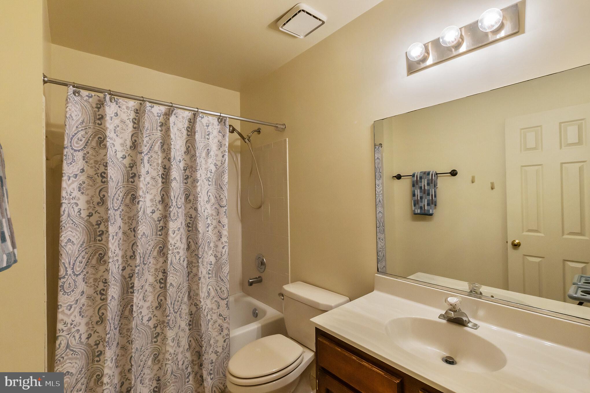 6628 Old Chesterbrook Road McLean, VA 22101 - Photo 21 of 32 FULL BATHROOM EVEN ON THE BASEMENT