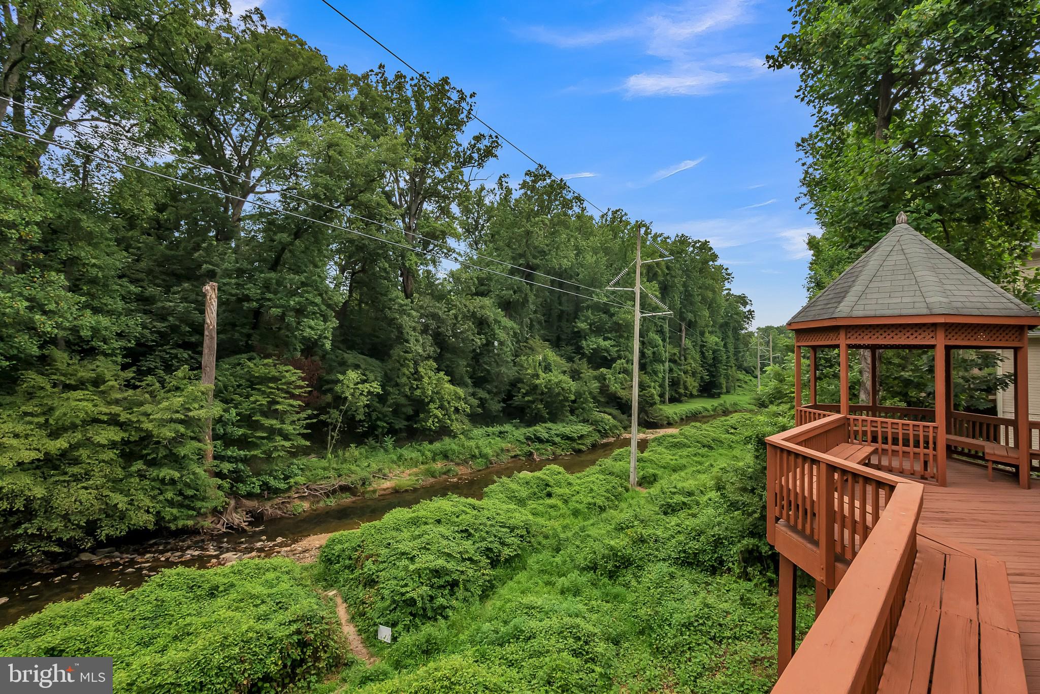 6628 Old Chesterbrook Road McLean, VA 22101 - Photo 29 of 32 BREATHTAKING DECK VIEW AND NO ONE HAS IT