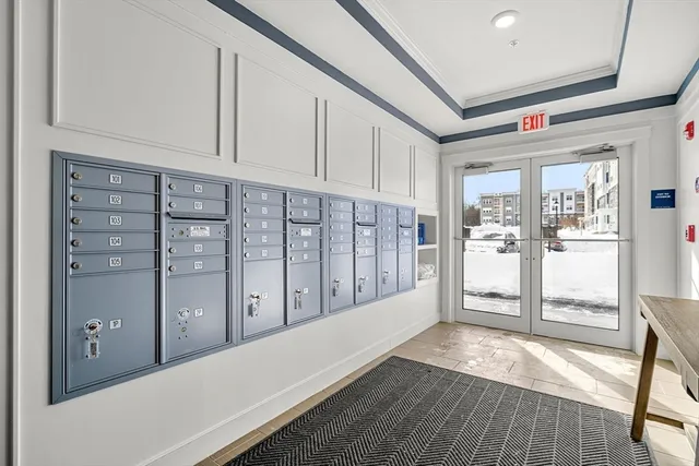 $3,750 | 2 Stratton Drive, Unit 102, Woburn, MA 01801