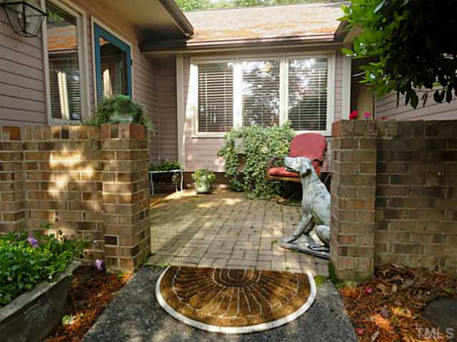 844 Inglenook Road Durham, NC 27707 - Photo 3 of 14 Exterior Front