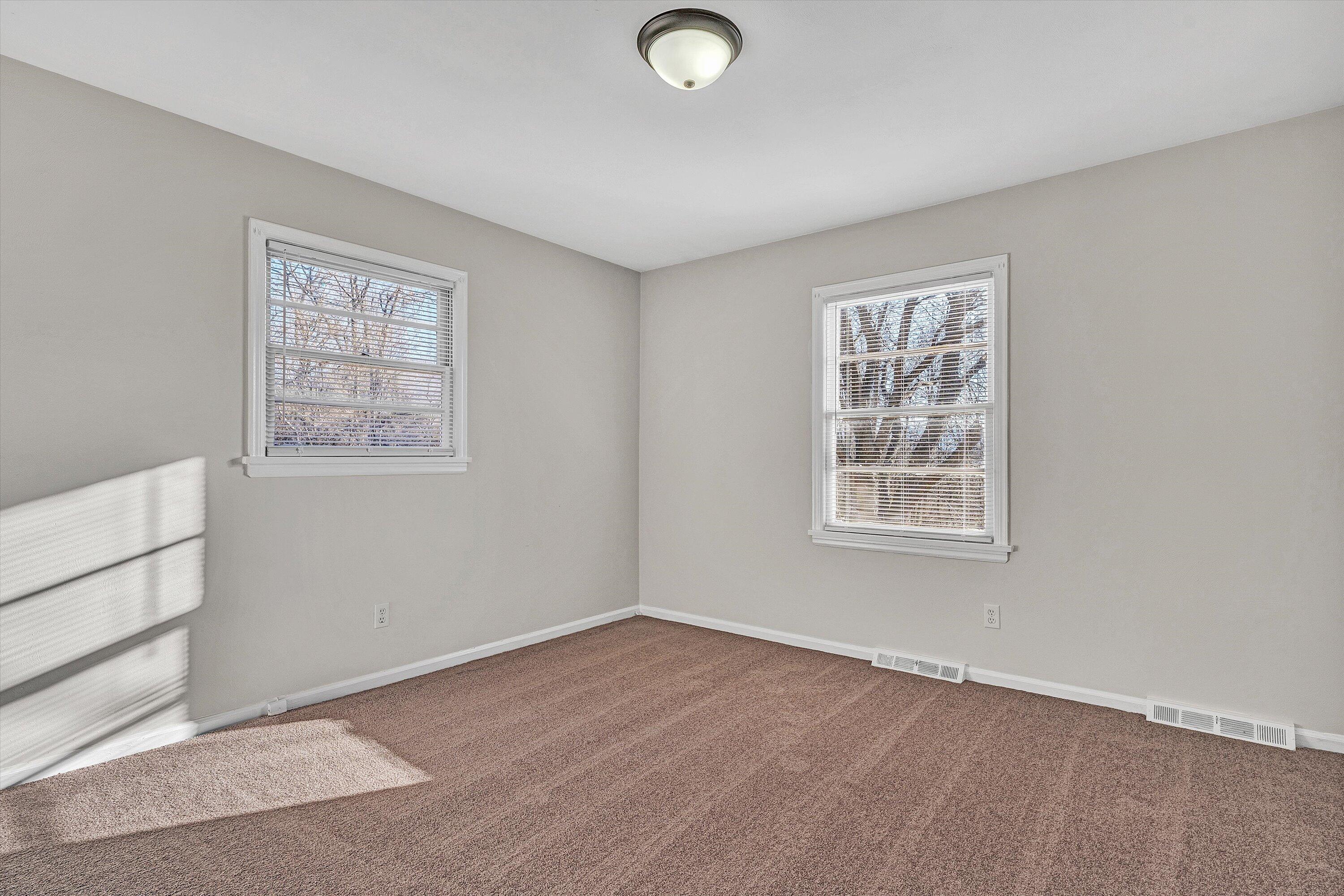 4524 Ohio Street Northeast, Unit 4528 Roanoke, VA 24019 - Photo 17 of 28 a view of an empty room with a window